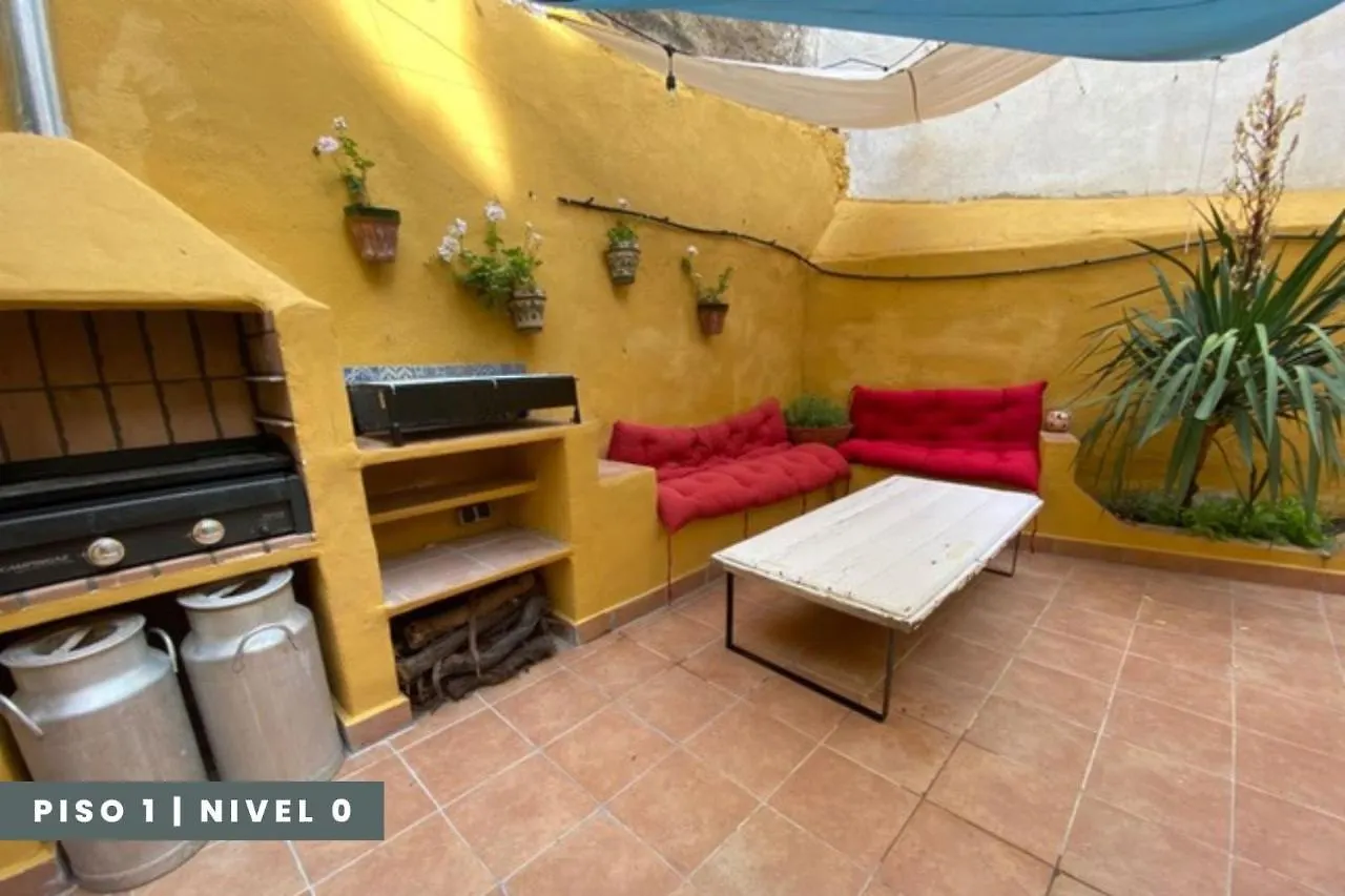 Apartment Pisos Baza, Tres Apartmentos En Baza Central