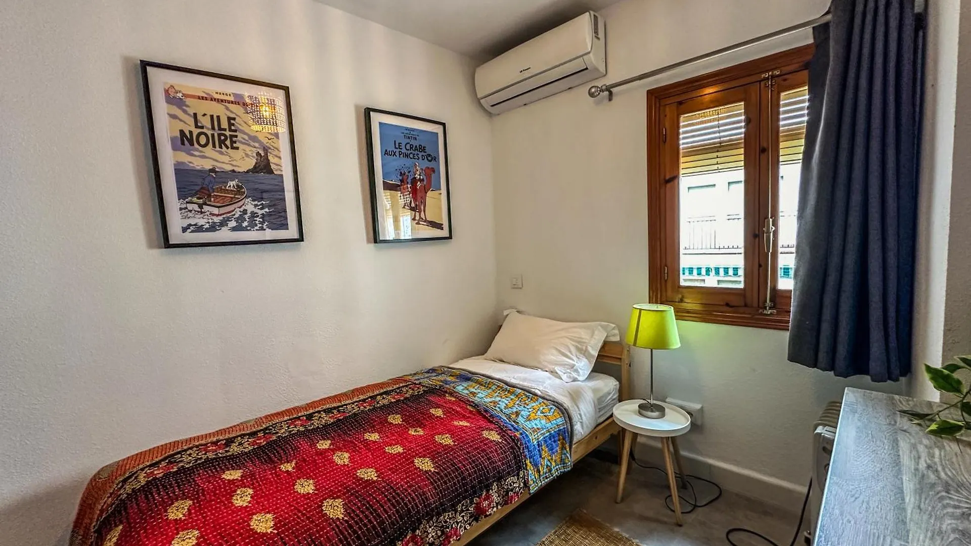 Pisos Baza, Tres Apartmentos En Baza Central Apartment